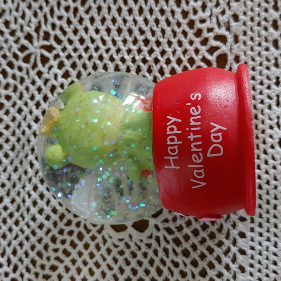 Happy Valentine's Cute Froggie Snowball / Decoration - Picture 4 of 4